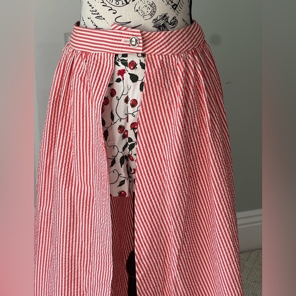 NWOT Anthropologie Maeve Icon Set | Tomato Shorts | Striped Skirt| Size 4 - Picture 8 of 14